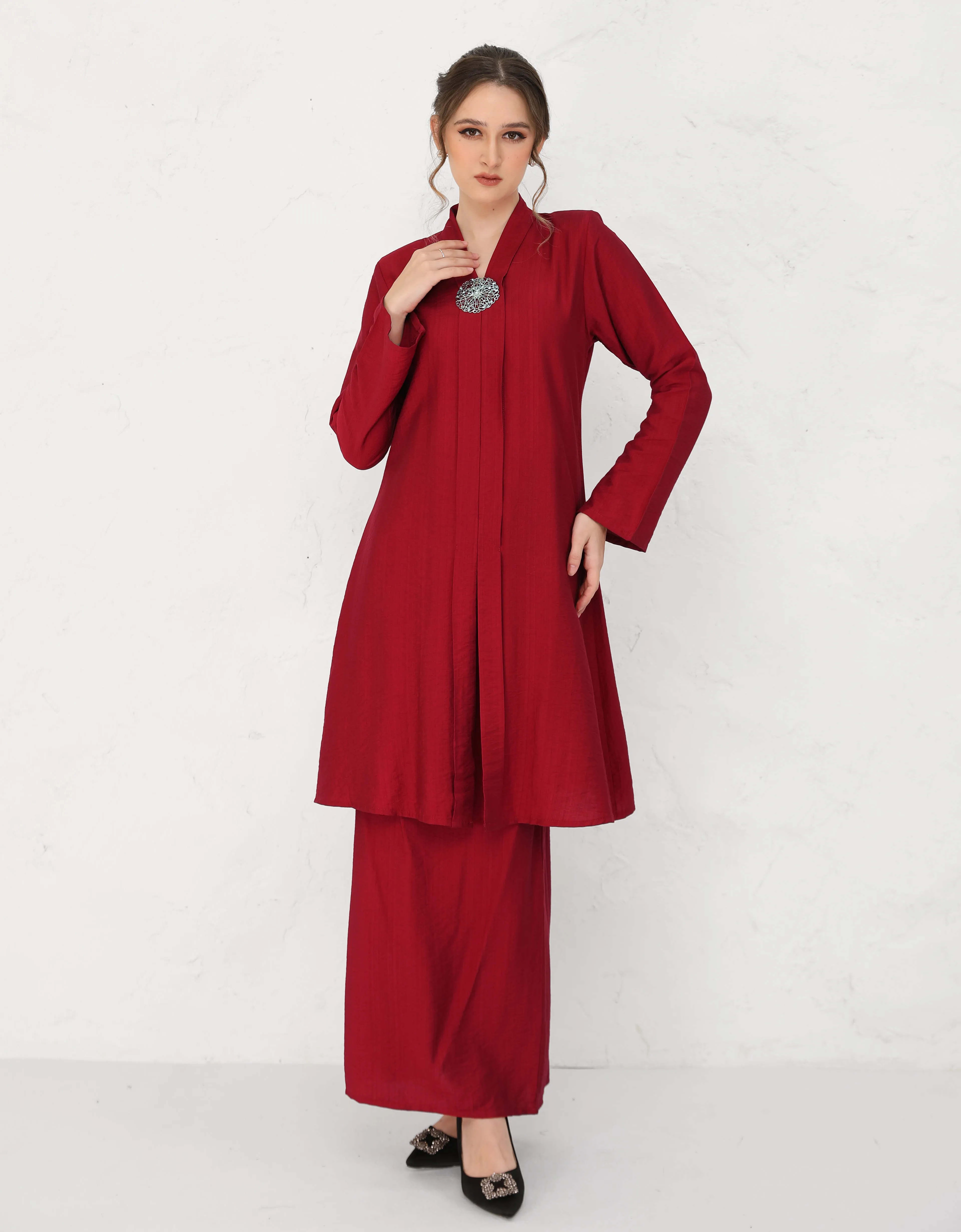 BAJU KEBAYA ADENA (CRIMSON RED)