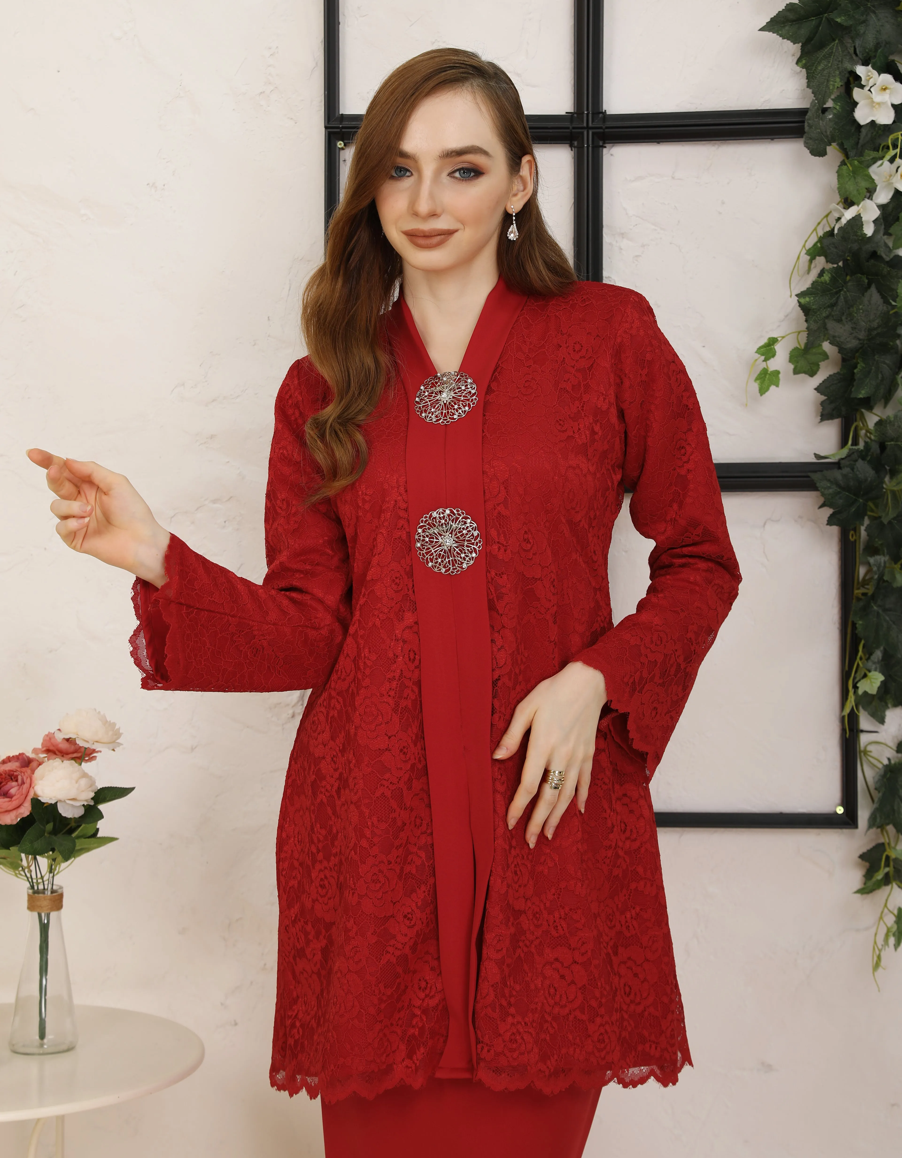 BAJU KEBAYA SHEREEN (CRIMSON RED)