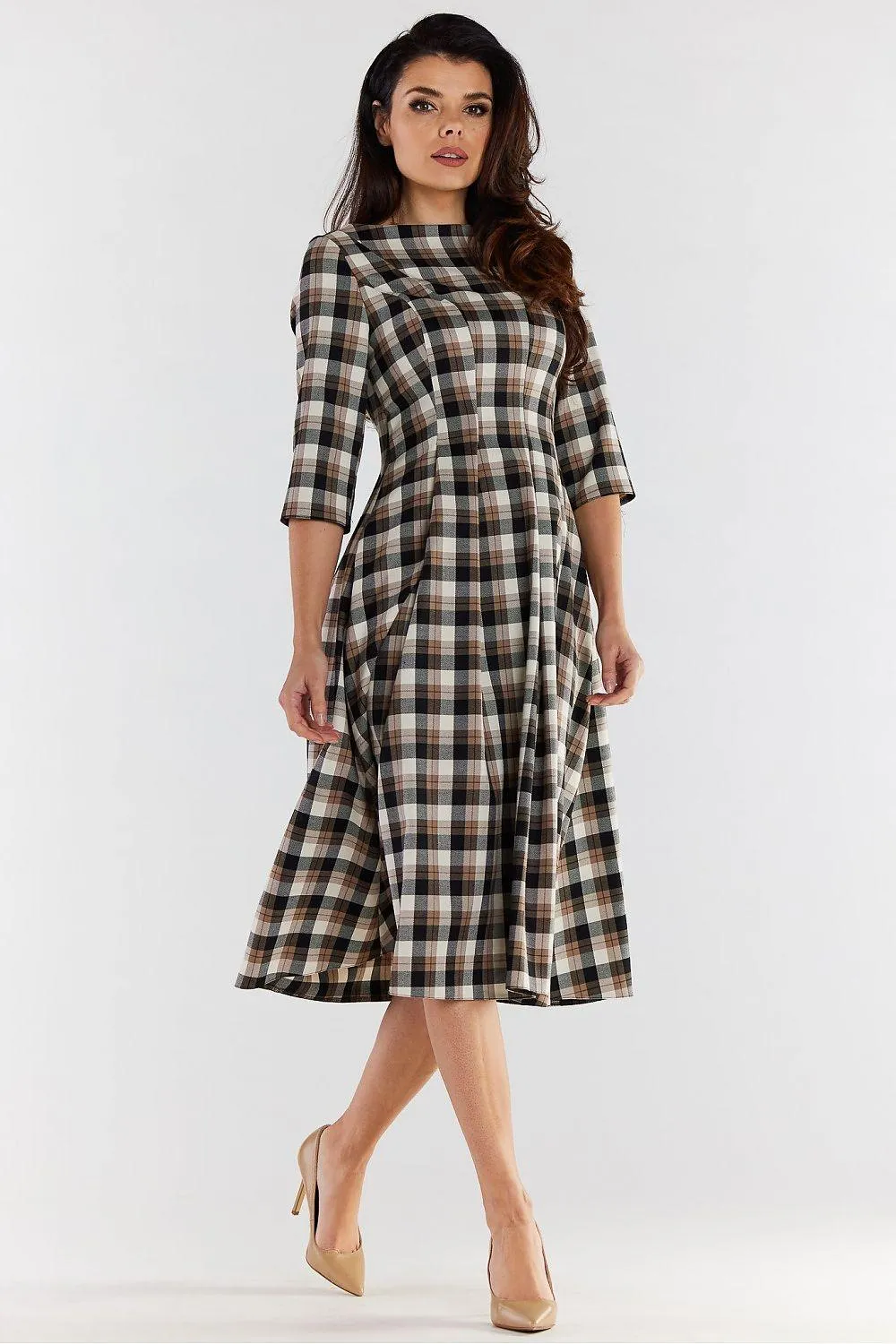 Chic Checkered Midi Daydress