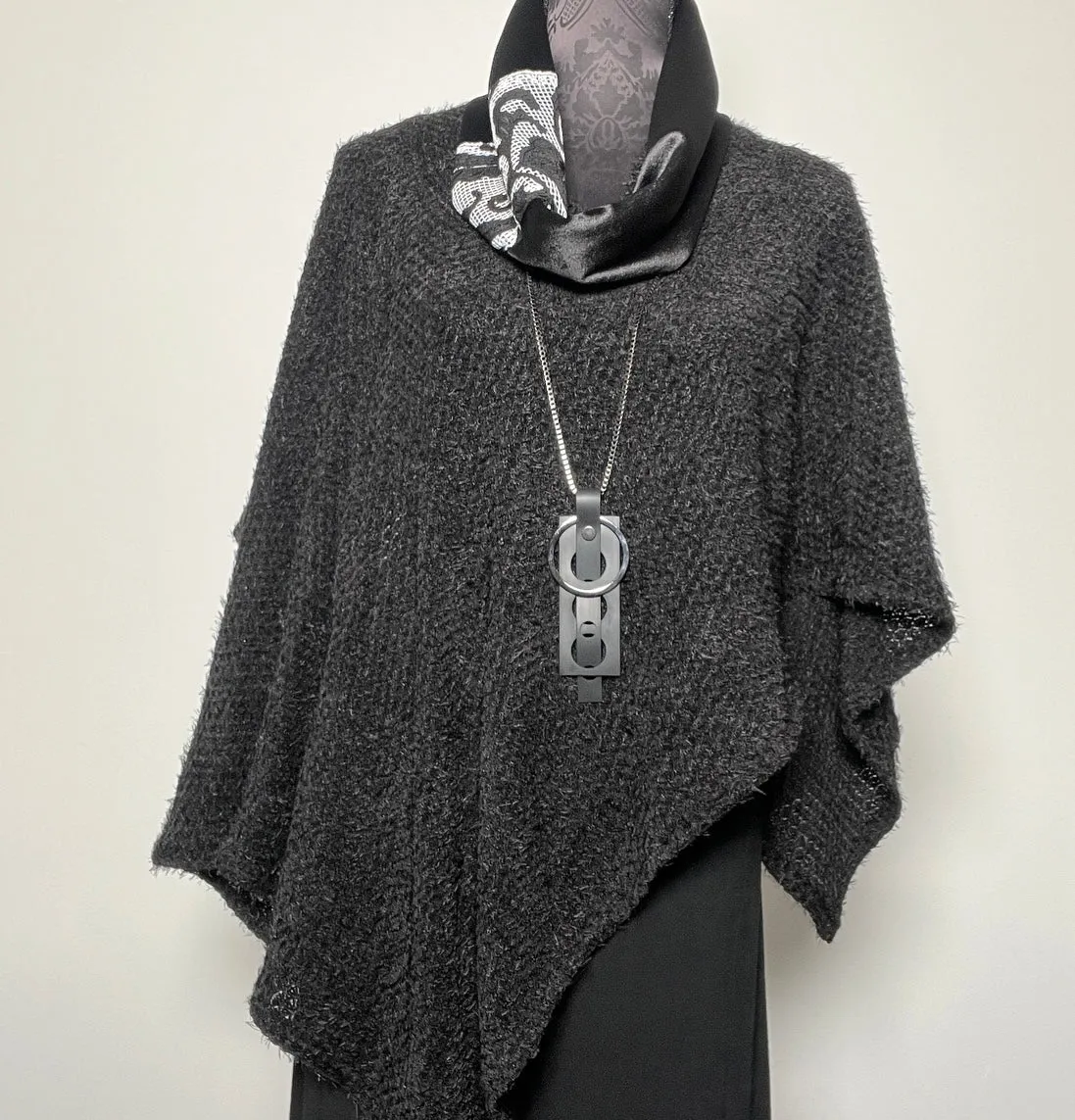 Luxe Collar - Loop Scarf - Black Velvet - Black & White Trim