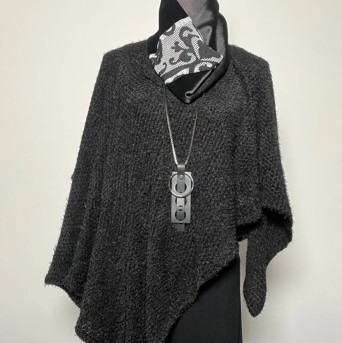 Luxe Collar - Loop Scarf - Black Velvet - Black & White Trim