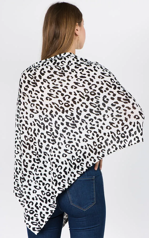 PA1C92 Animal Pattern Print Poncho