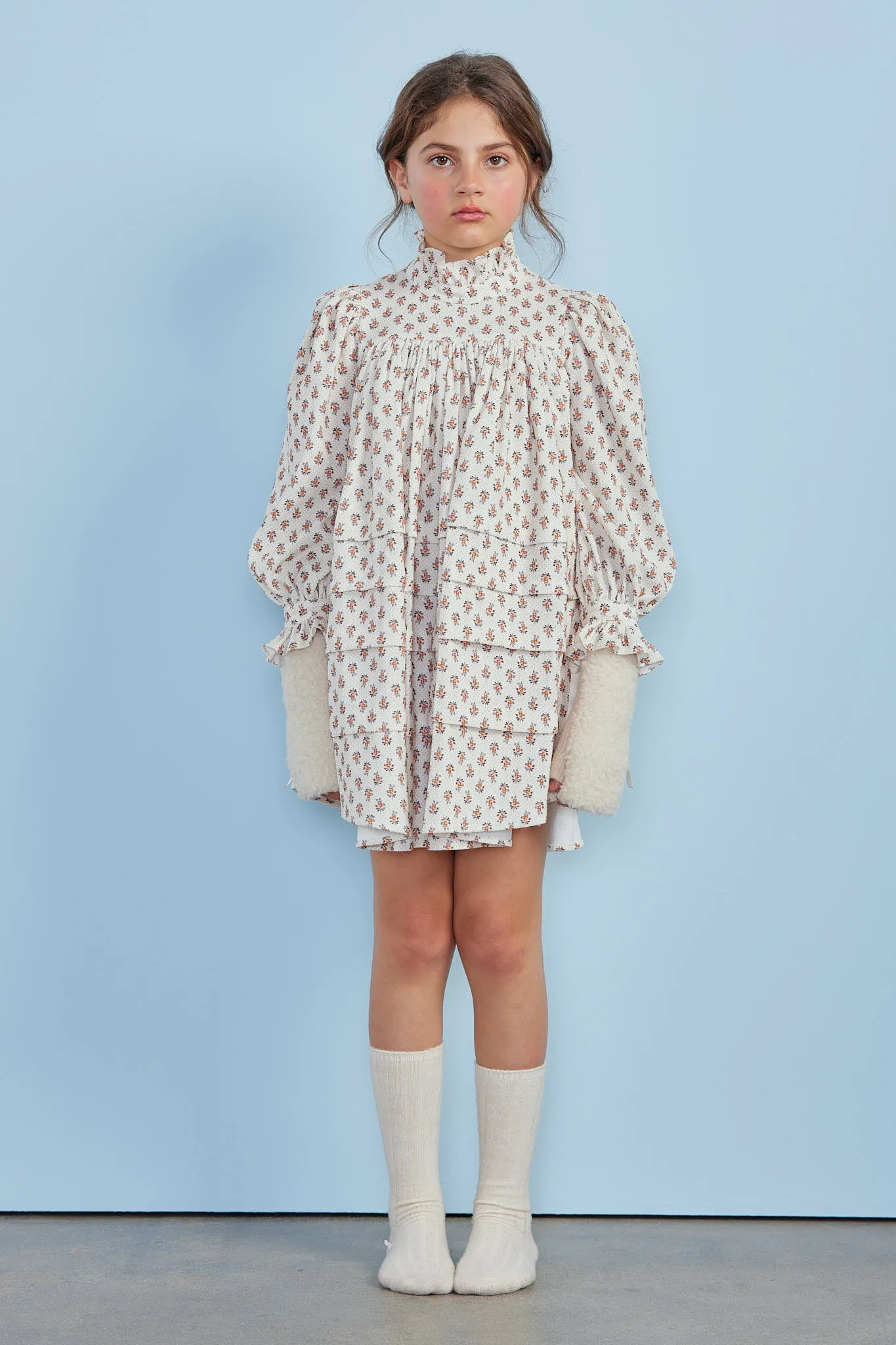 PETITE AMALIE TOFFEE FLOWER PRINT TIERED BABYDOLL DRESS