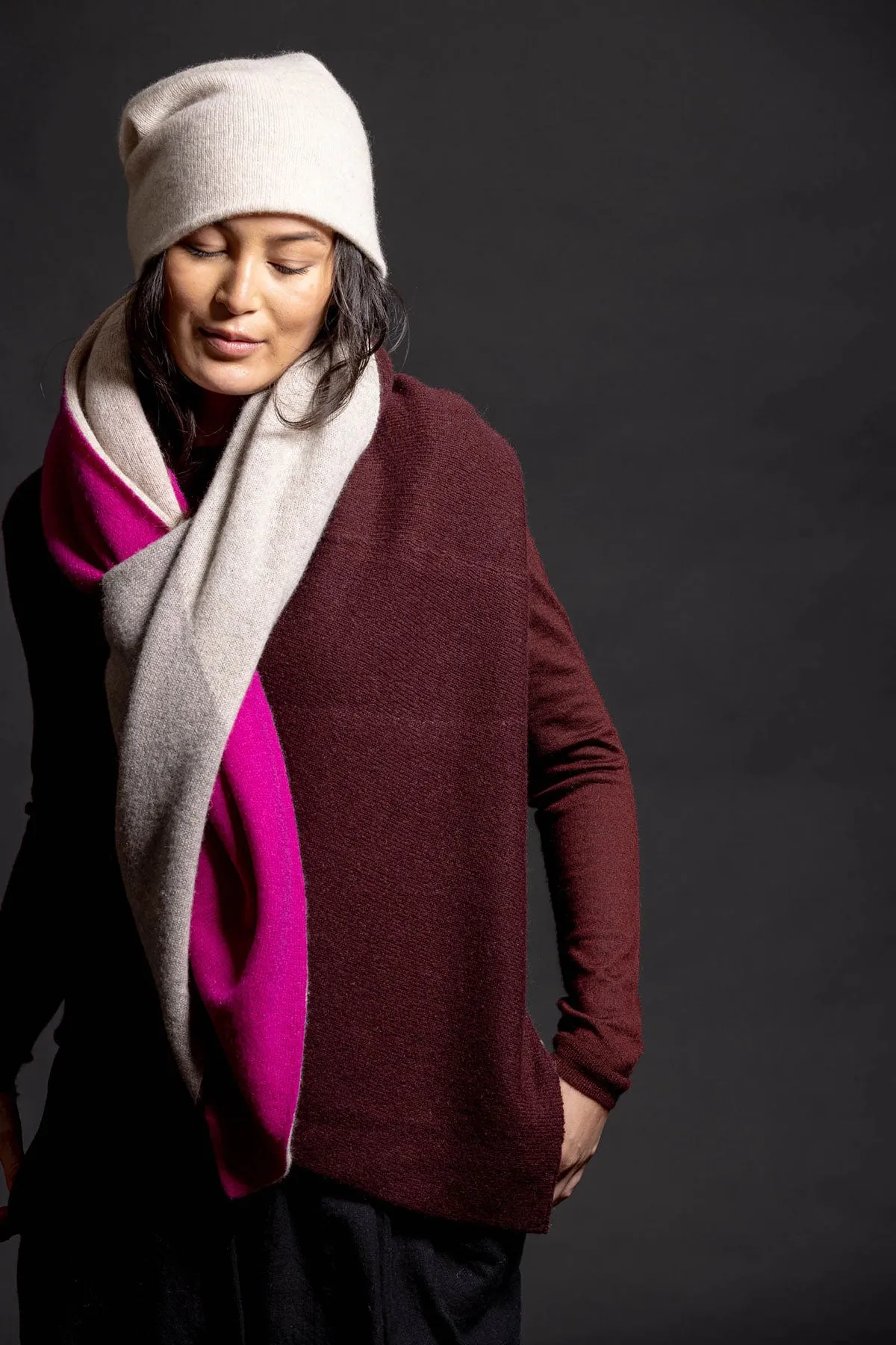 Reversible Color Block Vest - Magenta/Oatmeal