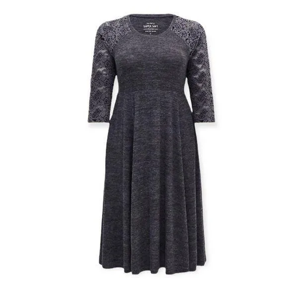 Round Neck Floral Lace Midi Dress