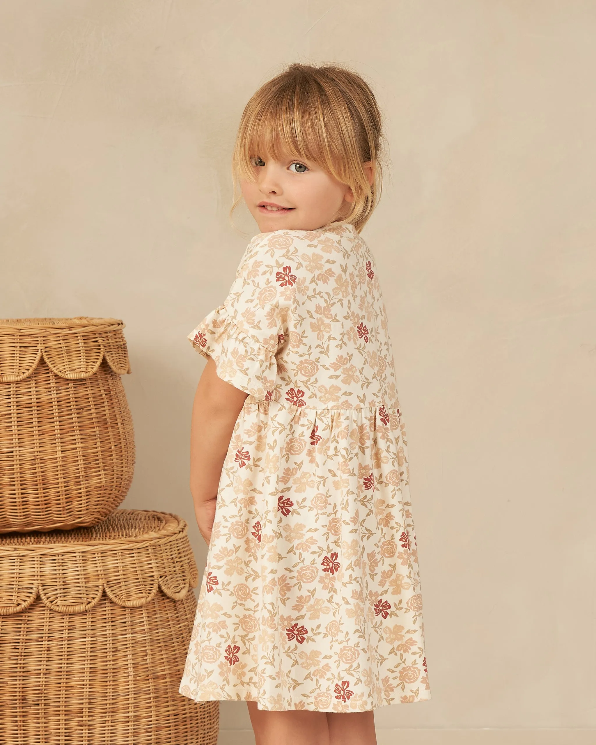 Rylee   Cru Babydoll Dress - Pink Floral