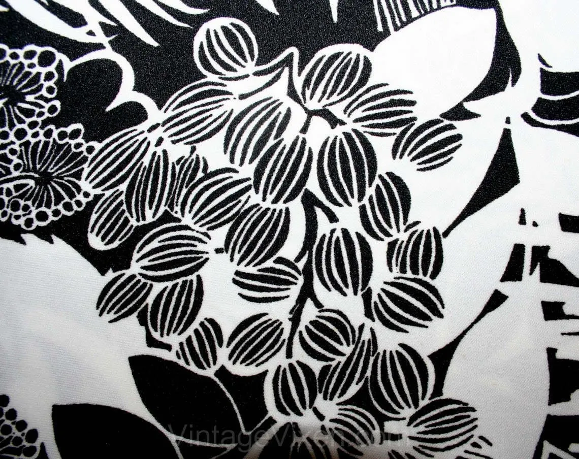 Size 8 1970s Resort Chic Sun Dress & Jacket - Black and White - Tropical Floral Jersey - Monochromatic Maxi Dress - NWT - Bust 35.5 - 41856