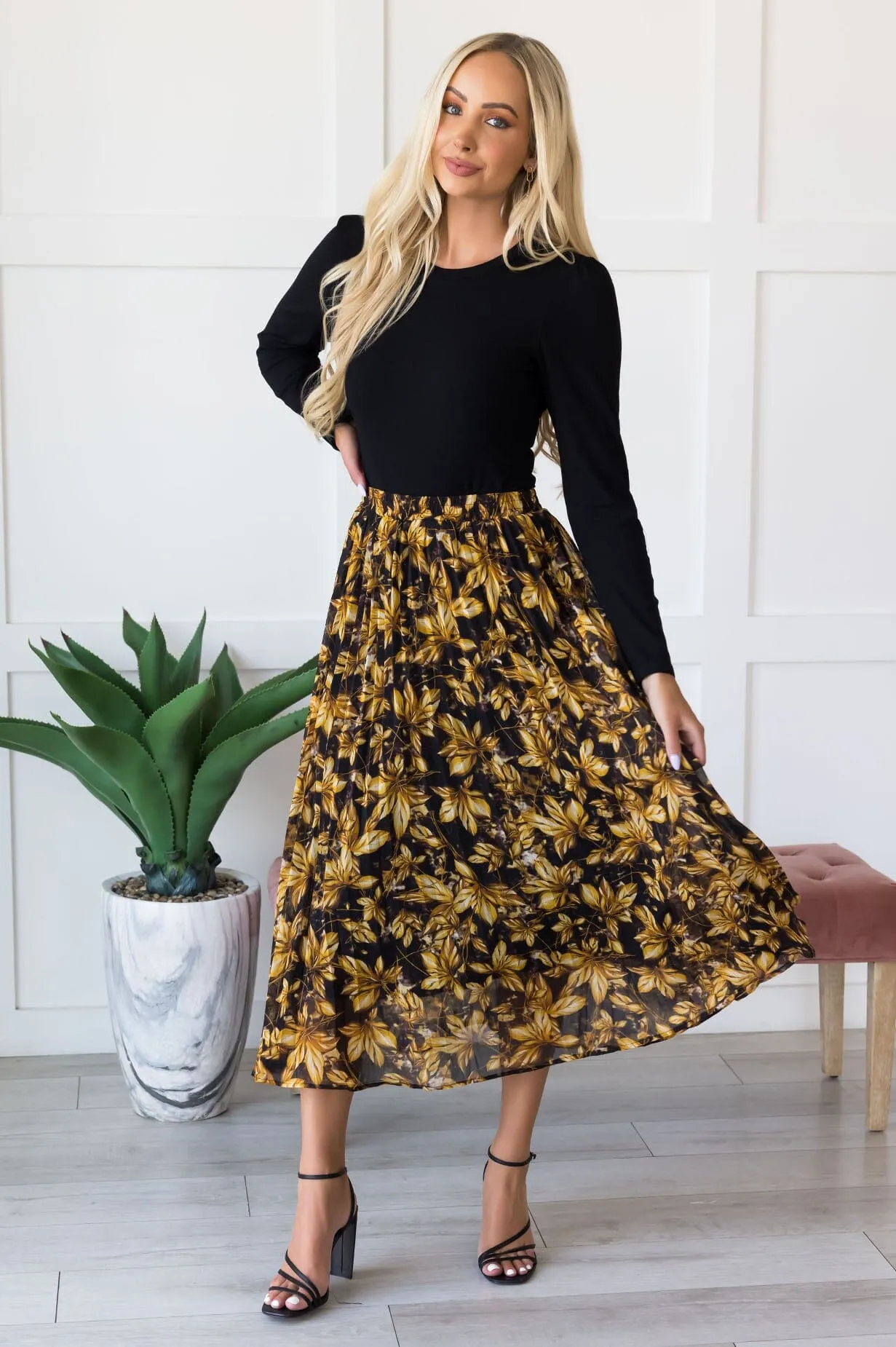 Style & Grace Pleated Skirt
