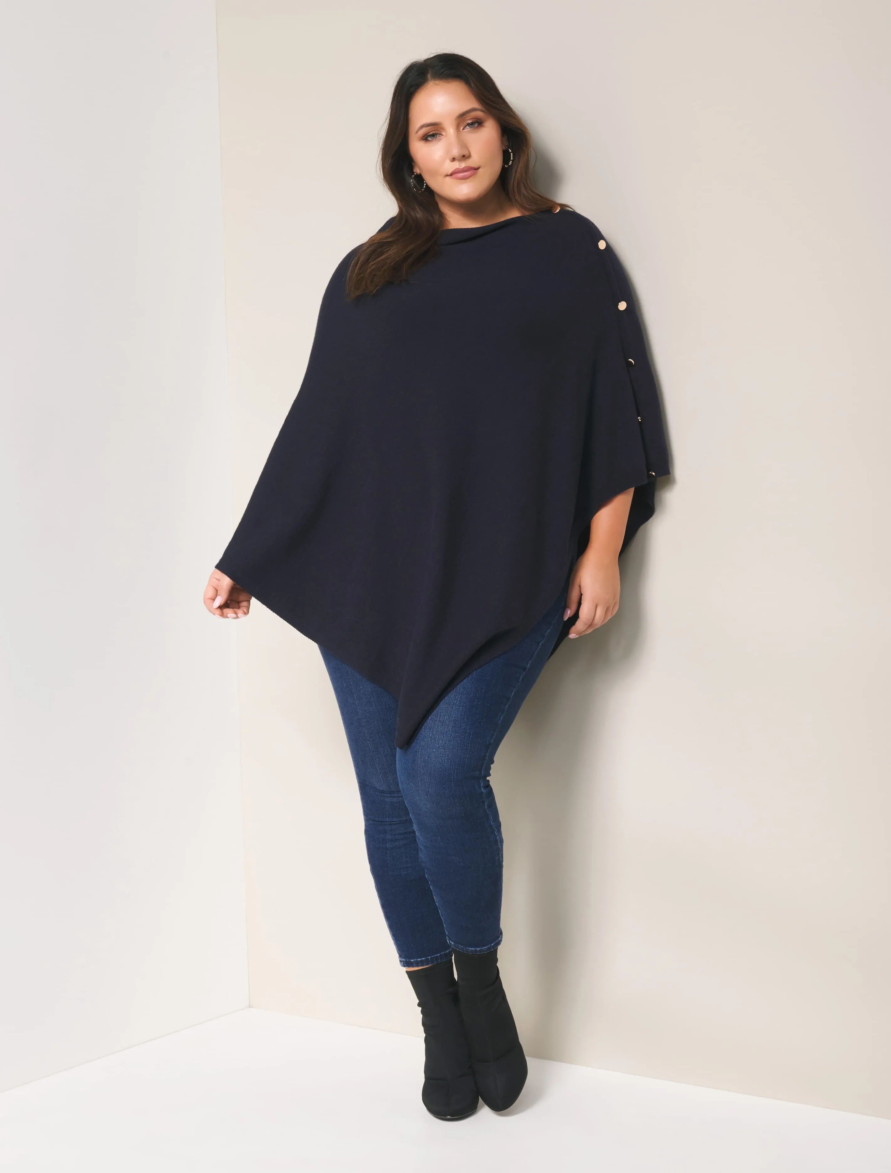 Tiffany Button Curve Poncho