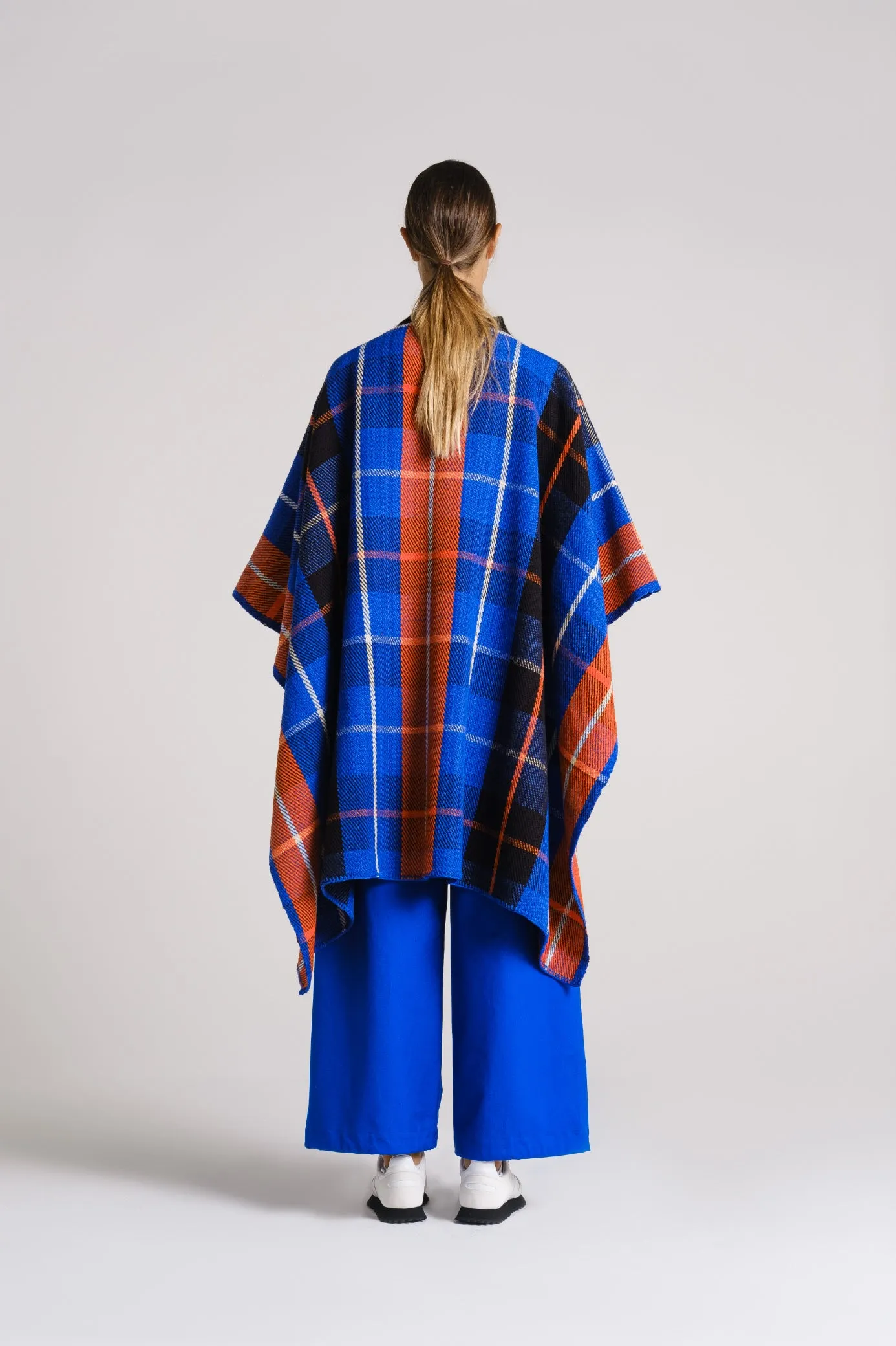 Window-pane poncho orange/bluette
